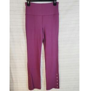 ATHLETA ELATION RIB SNAP PANT IN PINOT PLUM, SZ MEDIUM